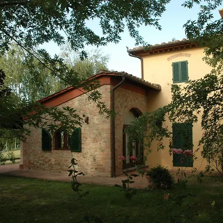 Tenuta Moriano Farm stay *